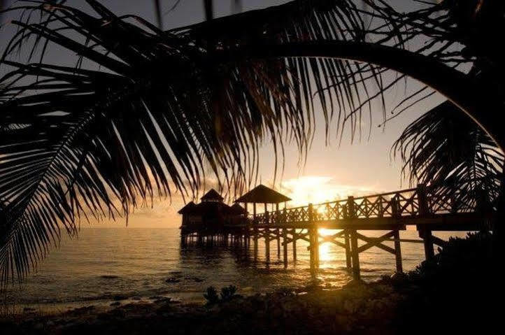 Hotel Kamalame Cay Staniard Creek Exterior foto